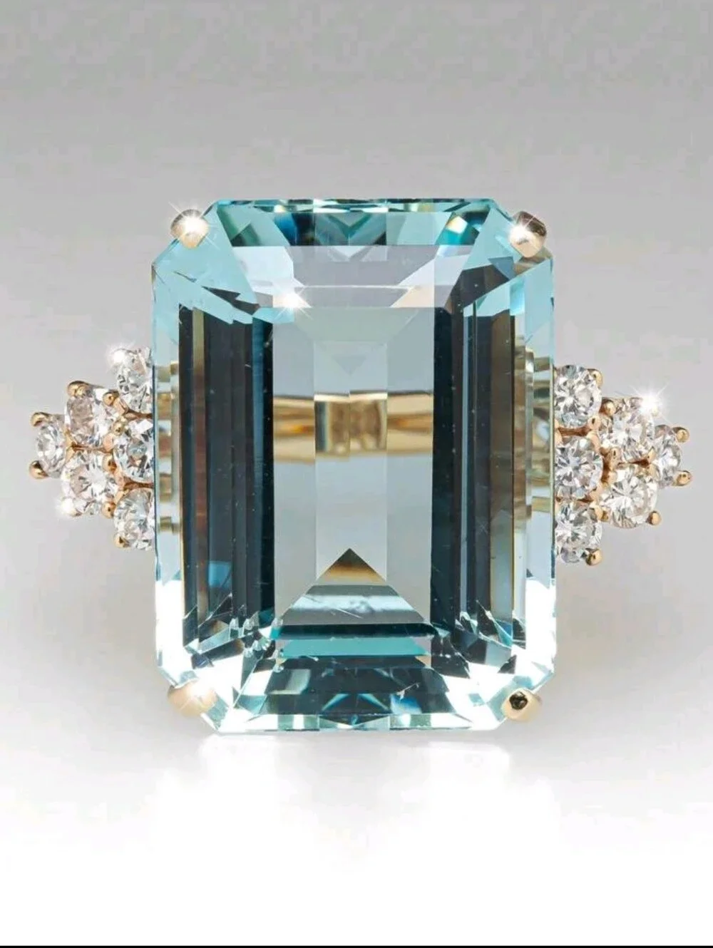 BRAND NEW ** Aquamarine Emerald-Cut Cocktail Ring in Light Blue and Gold